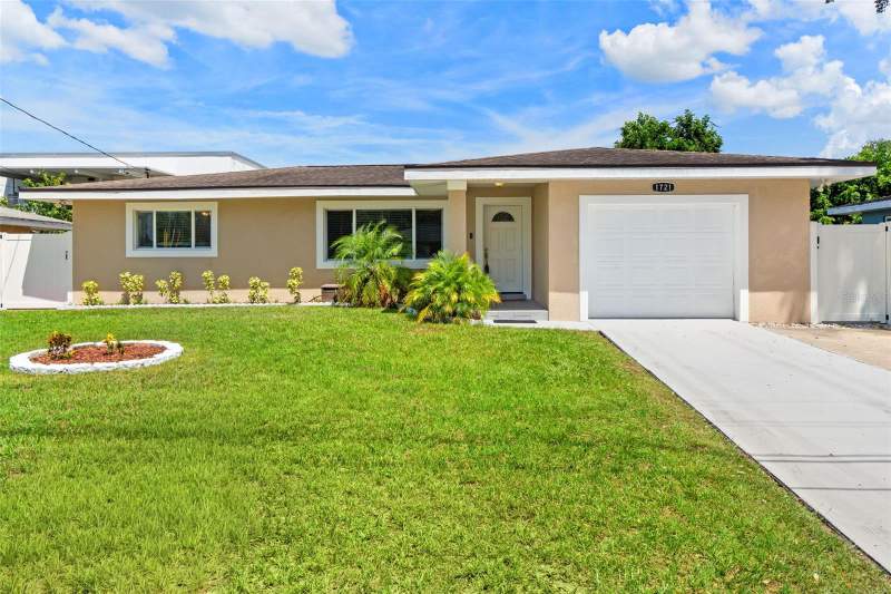 1721 S JEFFERSON AVENUE home for sale in Ponce Deleon Estates Homes for Sale: 2 Homes, From $415K
