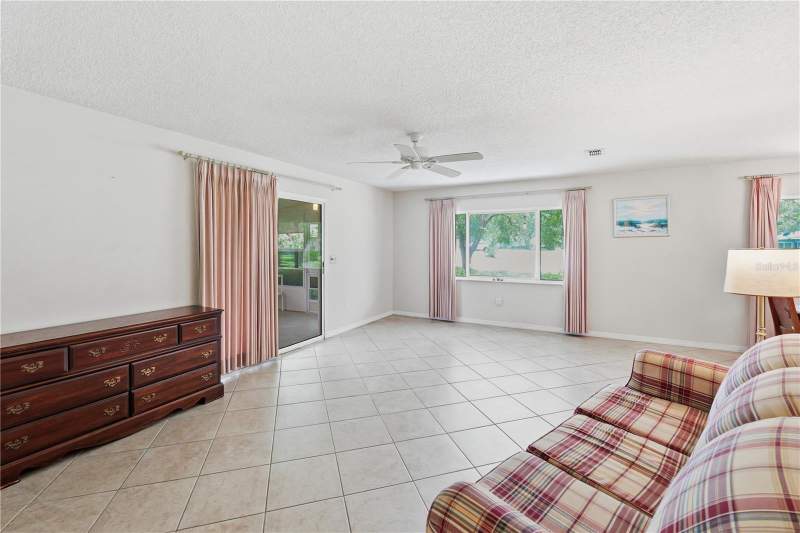 2 bedroom Single Family Residence at 6461 SW 109th Place, Spruce Crk 02, Ocala — photo 5