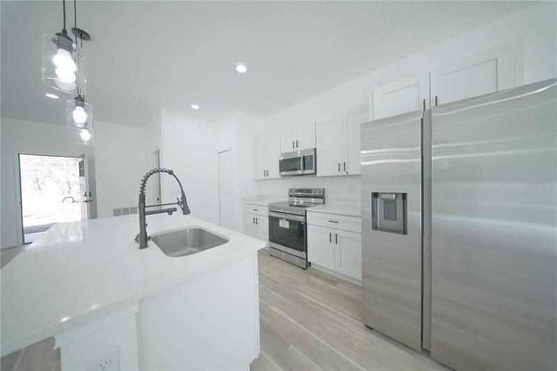 4 bedroom Single Family Residence at 13753 SW 79th Terrace Road, Marion Oaks Un 11, Ocala — photo 3
