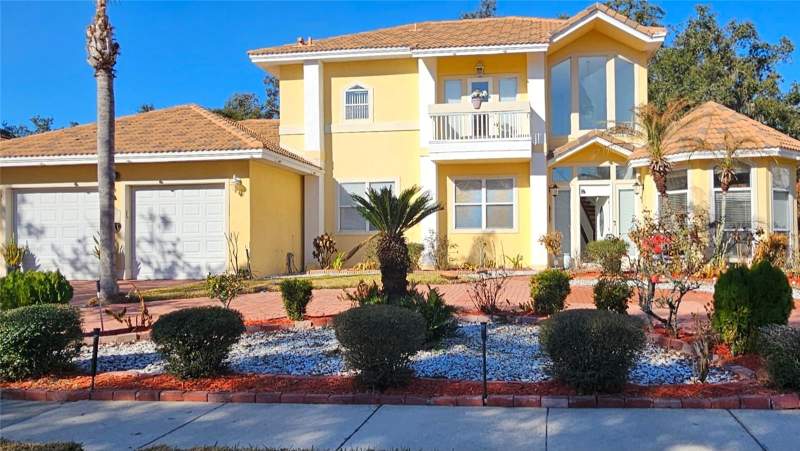 2747 KISSIMMEE BAY CIRCLE home for sale in Kissimmee Bay