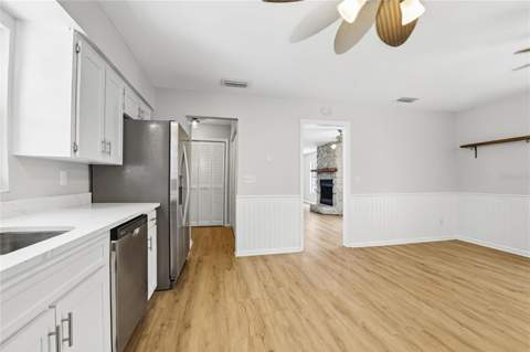 1322 Glengreen Lane, Lakeland FL - photo 6 of 6