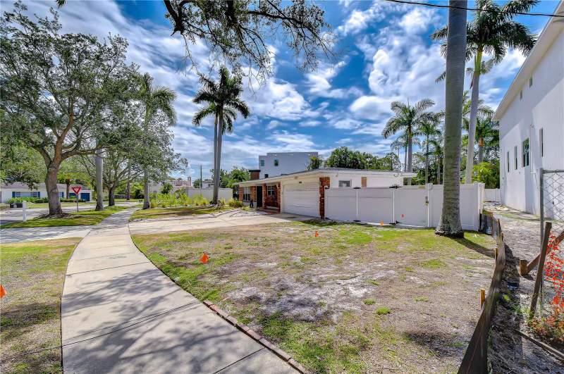 3 bedroom Single Family Residence at 5006 W Dickens Avenue, Omar Sub, Tampa — photo 2