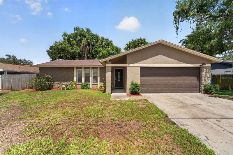 615 PINE FOREST DRIVE home for sale in Four Winds Estates