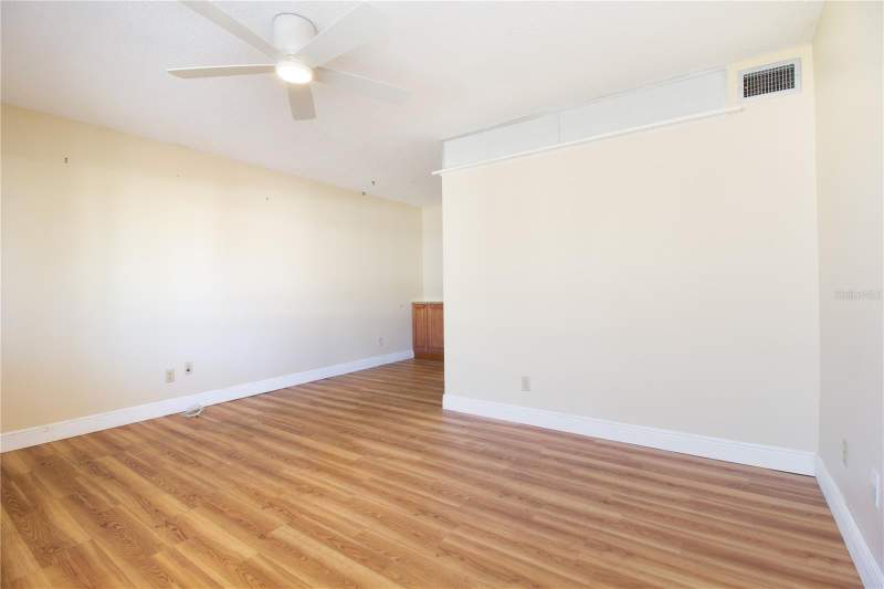 1 bedroom Condominium at 1235 S Highland Avenue #4-207, Kalmia Condo, Clearwater — photo 5