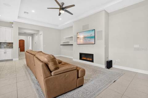 15607 Sylvester Palm Drive, Winter Garden FL - photo 11 of 37