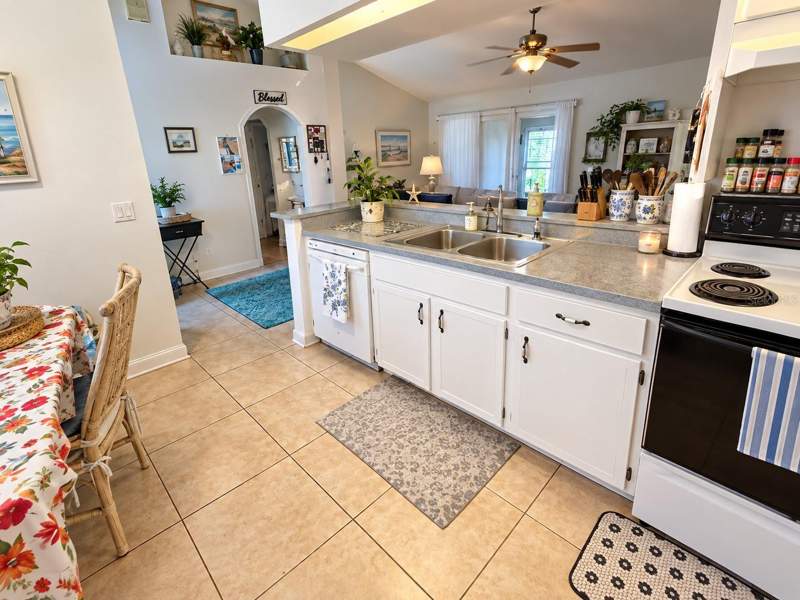 3 bedroom Single Family Residence at 5295 Brickell Drive, Port Charlotte Sub 02, North Port — photo 3