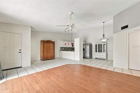 3380 Crystal Court #P, Palm Harbor FL - photo 9 of 44