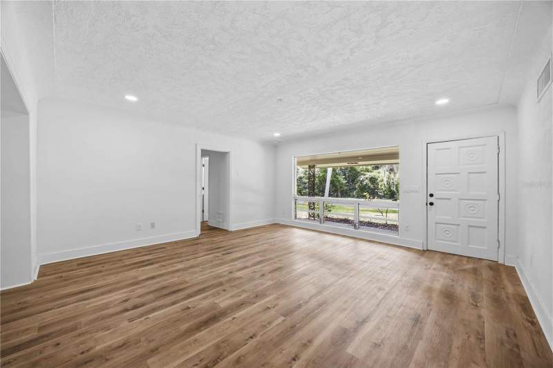 3 bedroom Single Family Residence at 5430 Timberlane Road, Timberlane Sub, Lake Wales — photo 4