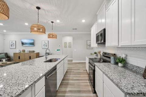 5963 Lyon Road, Spring Hill FL - photo 8 of 44