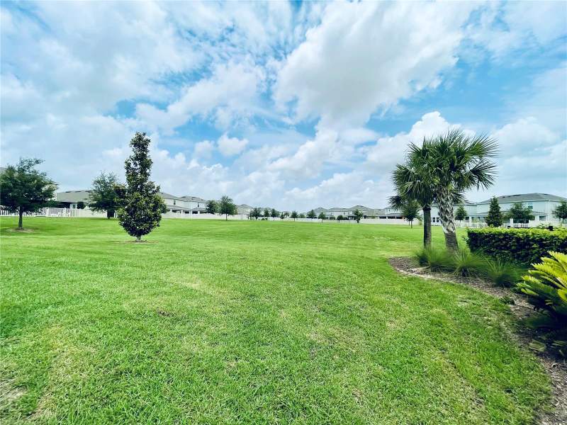 4 bedroom Single Family Residence at 472 Lemongrass Road, Park View At The Hills Ph 3, Minneola — photo 3
