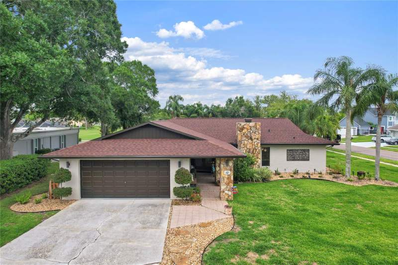4 bedroom Single Family Residence at 10 Arbor Lane, East Lake Woodlands, Oldsmar — photo 2