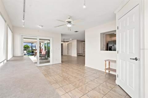 1811 Milford Circle, Sun City Center FL - photo 14 of 65