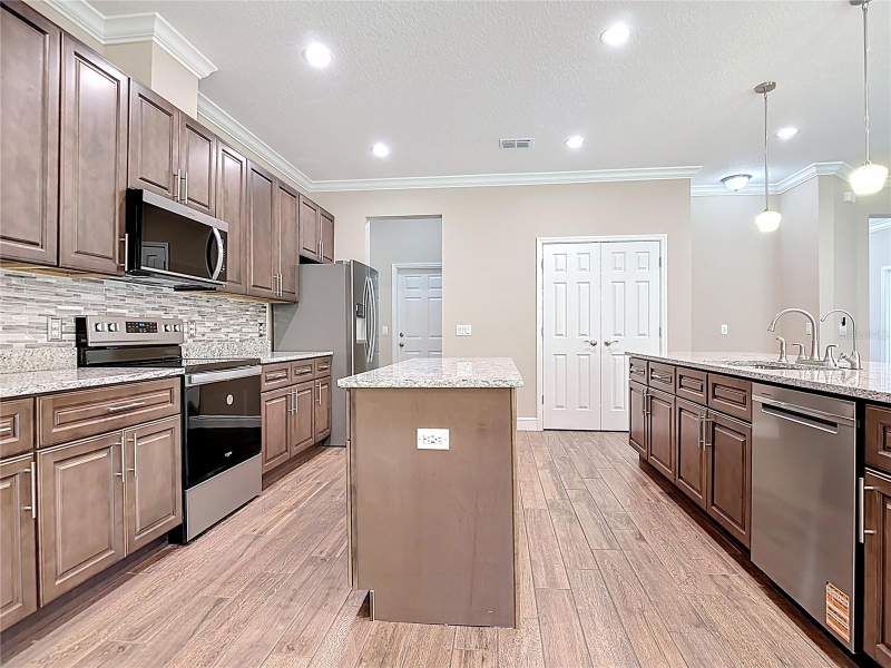 4 bedroom Single Family Residence at 19041 Mardi Gras Street, Cape Orlando Estates, Orlando — photo 3
