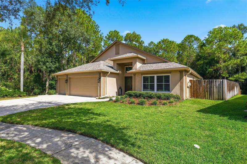 4 bedroom Single Family Residence at 19221 Robin Perch Lane, West Meadows Parcels 12B-2 &, Tampa — photo 3