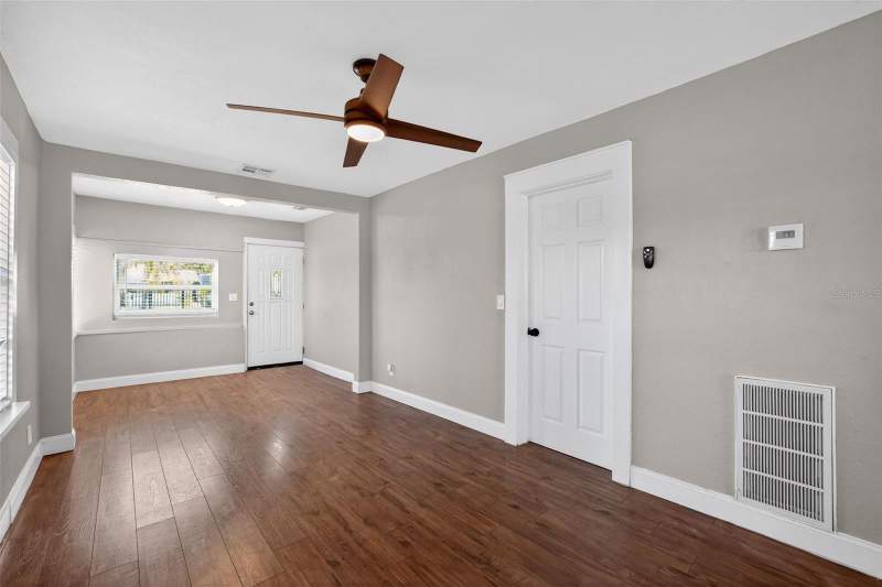 3 bedroom Single Family Residence at 3250 Prescott Street, Fairfield View, St Petersburg — photo 4
