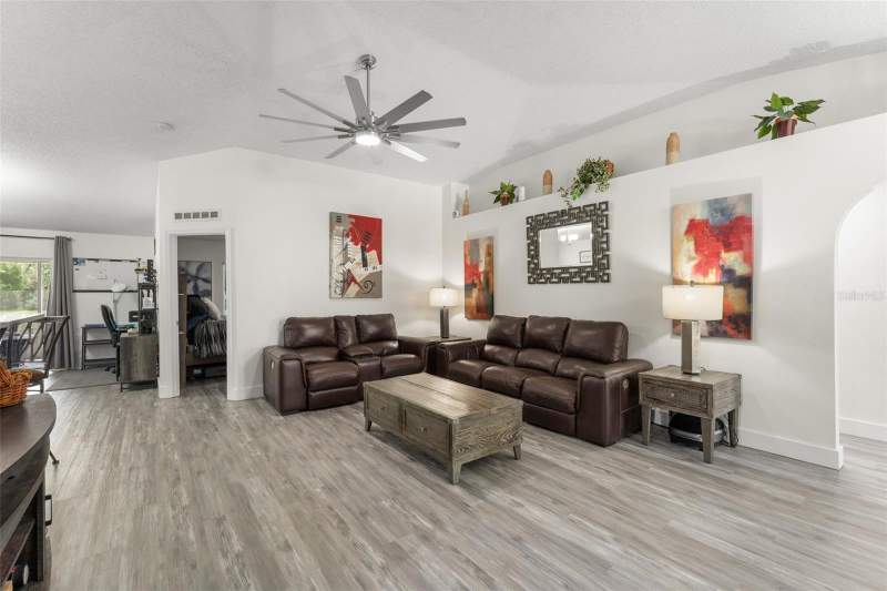 3 bedroom Single Family Residence at 1827 Corner Meadow Circle, Corner Lake Ph 03 A & B, Orlando — photo 5
