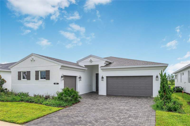 1615 BELLAGIO LOOP home for sale in Cresswind at Lake Harris