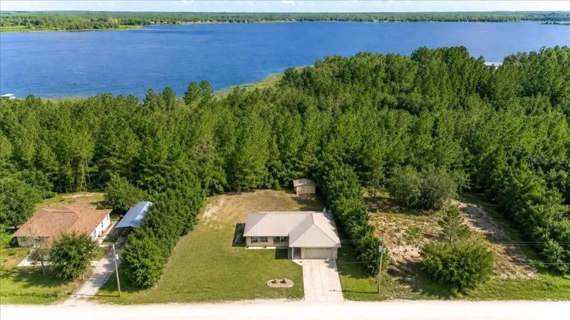 3 bedroom Single Family Residence at 21875 NE 135th Lane, Forest Lake, Fort Mc Coy — photo 2