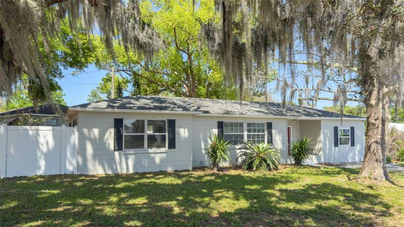 Eustis Heights