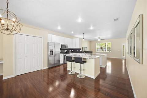 5964 48th Street, Bradenton FL - photo 7 of 29
