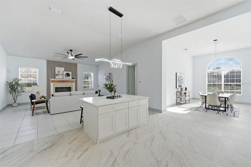 4 bedroom Single Family Residence at 4873 NE 64th Avenue, Silver Meadows, Silver Springs — photo 4