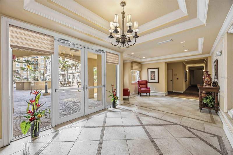 2 bedroom Condominium at 1064 N Tamiami Trail #1406, Broadway Promenade, Sarasota — photo 4