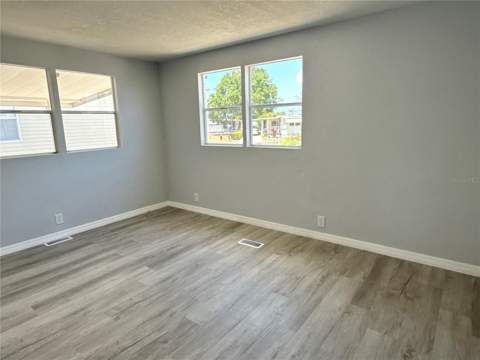 460 Mount Oak Avenue #745, St Petersburg FL - photo 13 of 39