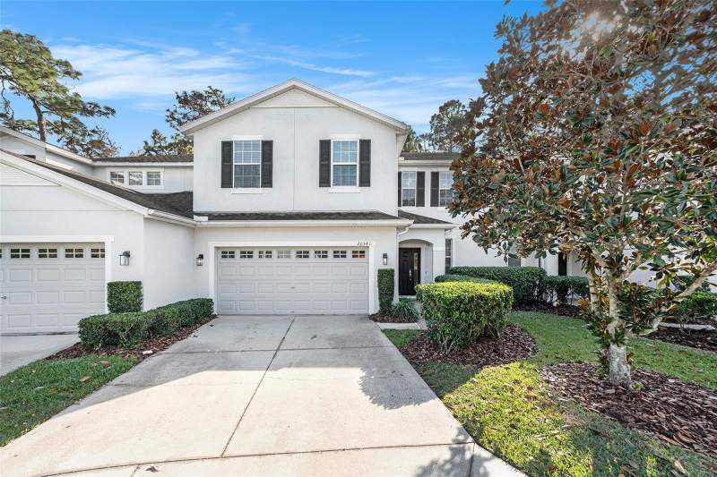 Club Manor West Of Grand HamptHomes for Sale in Tampa, FL