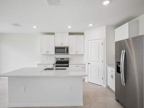 1317 Oak Valley Drive, Auburndale FL - photo 6 of 13