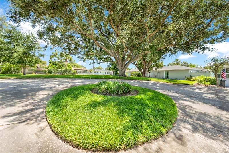 2 bedroom Condominium at 1608 Whitebridge Drive #B, Highland Lakes Condo 1 Bldg 4 Apt B, Palm Harbor — photo 4
