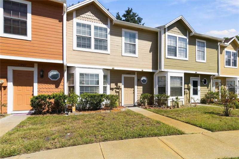 3 bedroom Townhouse at 11807 Mintwood Court, Whisper Lakes, Orlando — photo 3