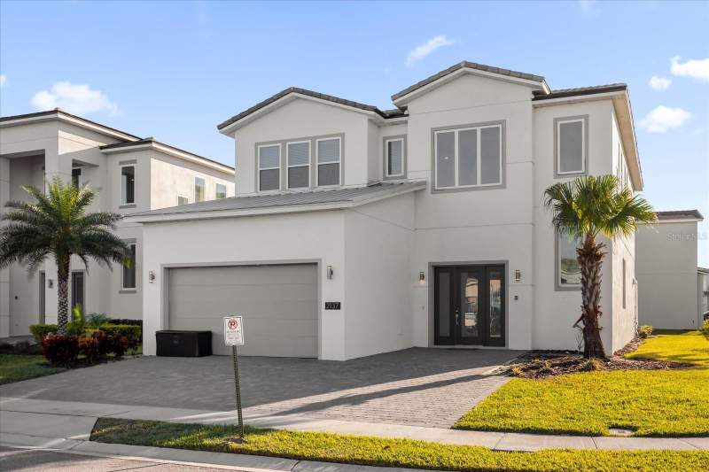 6 bedroom Single Family Residence at 2137 PINE OAK LOOP, SOLTERRA PH 2E, DAVENPORT — photo 1