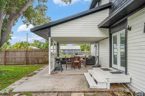 3160 Aspinwall Street, Sarasota FL - photo 6 of 21