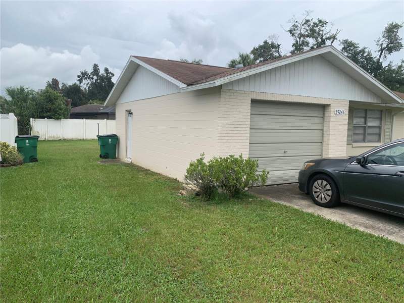 2 bedroom Single Family Residence at 39248 9th Avenue, Sunset Estates, Zephyrhills — photo 2