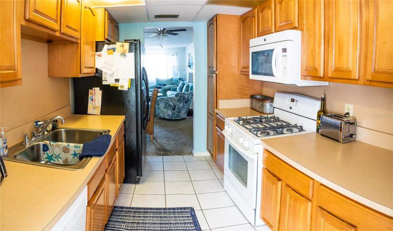 2 bedroom Condominium at 3018 59th Street #309, Town Shores Of Gulfport, Gulfport — photo 5