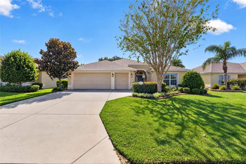 3 bedroom Single Family Residence at 588 Bradford Loop, The Villages, The Villages — photo 4