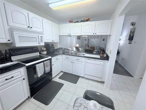 4523 Glen Hollow, New Port Richey FL - photo 15 of 62