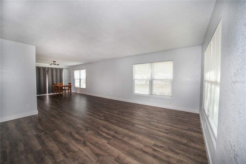 4 bedroom Condominium at 331 Amherst Avenue #56, Fairway Oaks, Sarasota — photo 3
