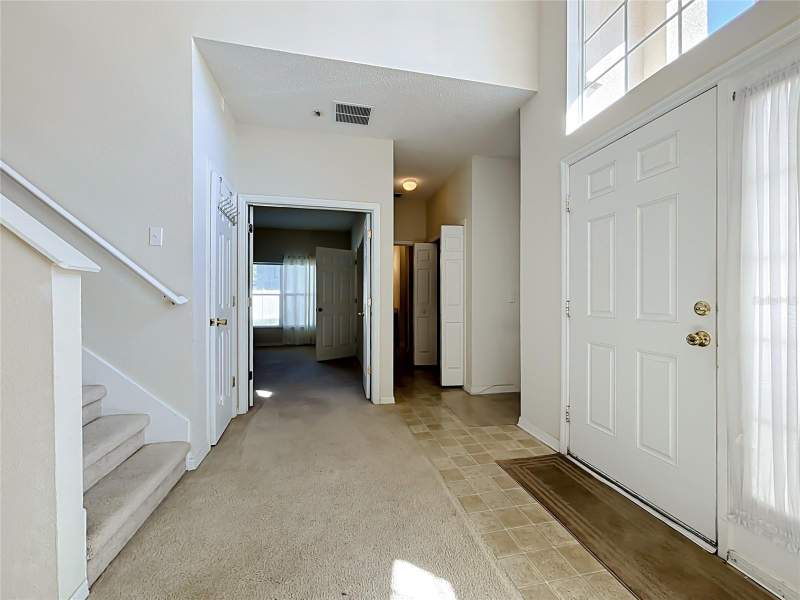 5 bedroom Single Family Residence at 750 Bloomingdale Drive, Hampton Estates, Davenport — photo 4