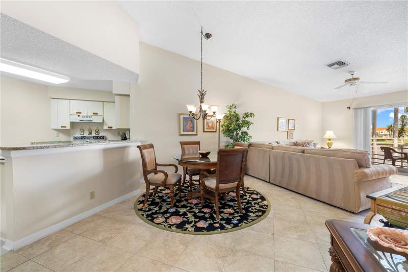 2 bedroom Condominium at 6100 Bahia Del Mar Circle #206, Vista Verde West, St Petersburg — photo 5