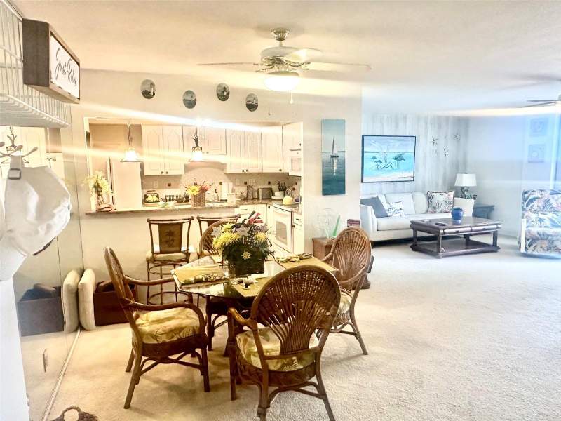 1 bedroom Condominium at 2800 N Atlantic Avenue #811, Towers, Daytona Beach — photo 2