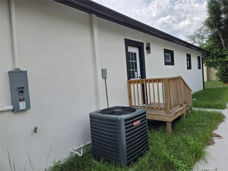 4 bedroom Single Family Residence at 701 E Linebaugh Avenue, North Side Homes, Tampa — photo 3
