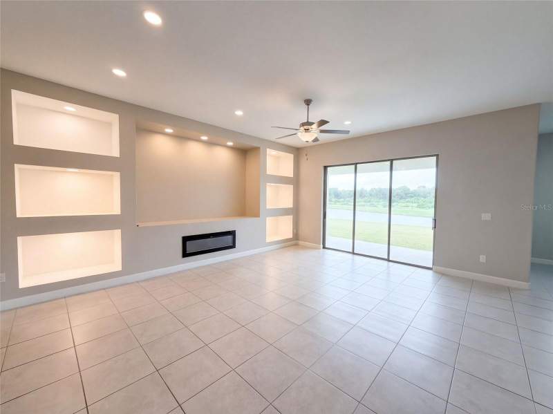 6 bedroom Single Family Residence at 9430 Channing Hill Drive, Belmont South Ph 2F, Ruskin — photo 5