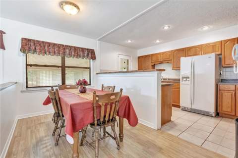 1615 Lake Miriam Drive, Lakeland FL - photo 9 of 39