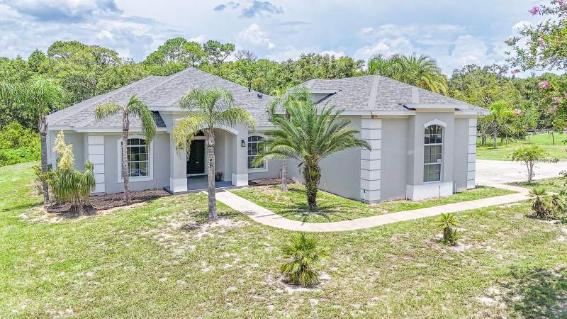 4 bedroom Single Family Residence at 32025 TIMBERLAKE DRIVE, NONE, MOUNT DORA — photo 1