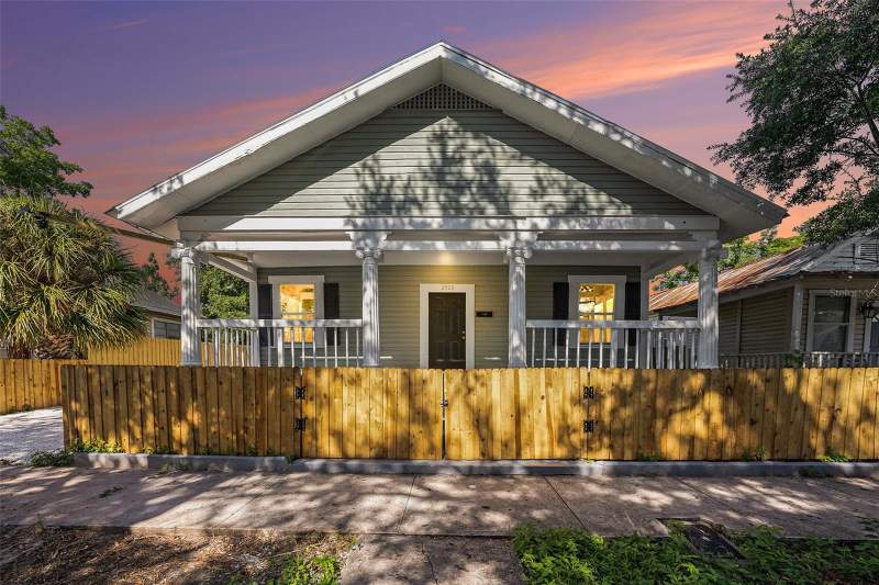 5 bedroom Single Family Residence at 2920 N 17th Street, Ybor Heights, Tampa — photo 2