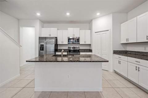 4607 Tuscan Loon Drive, Tampa FL - photo 8 of 50