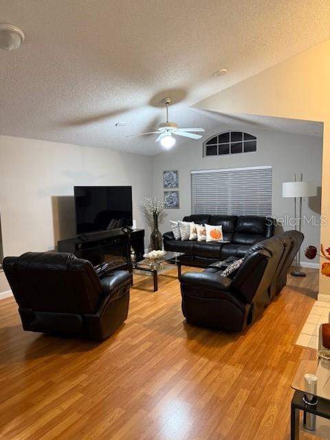 3 bedroom Single Family Residence at 2431 Titus Court, Arbor Woods, Orlando — photo 4