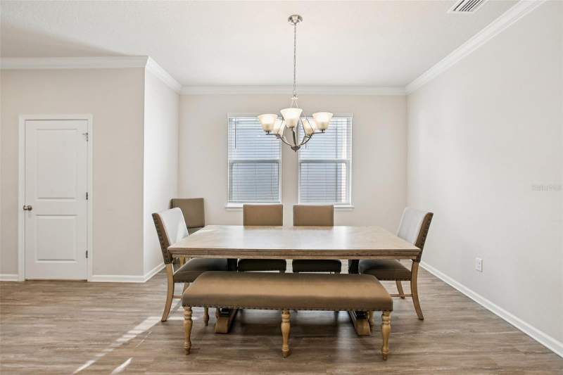 5 bedroom Single Family Residence at 12326 Blue Pacific Drive, Lucaya Lake Club Ph 4C, Riverview — photo 4