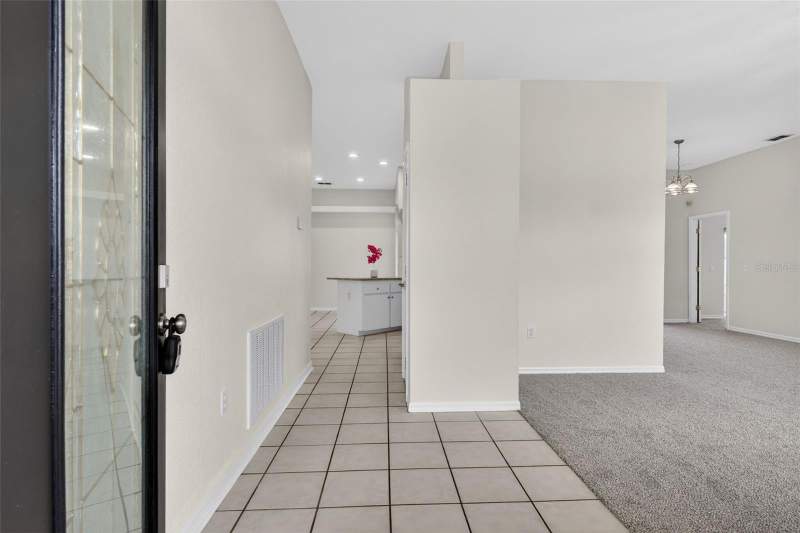 3 bedroom Single Family Residence at 131 Ruby Lake Drive, Ruby Lake Ph 01, Winter Haven — photo 2